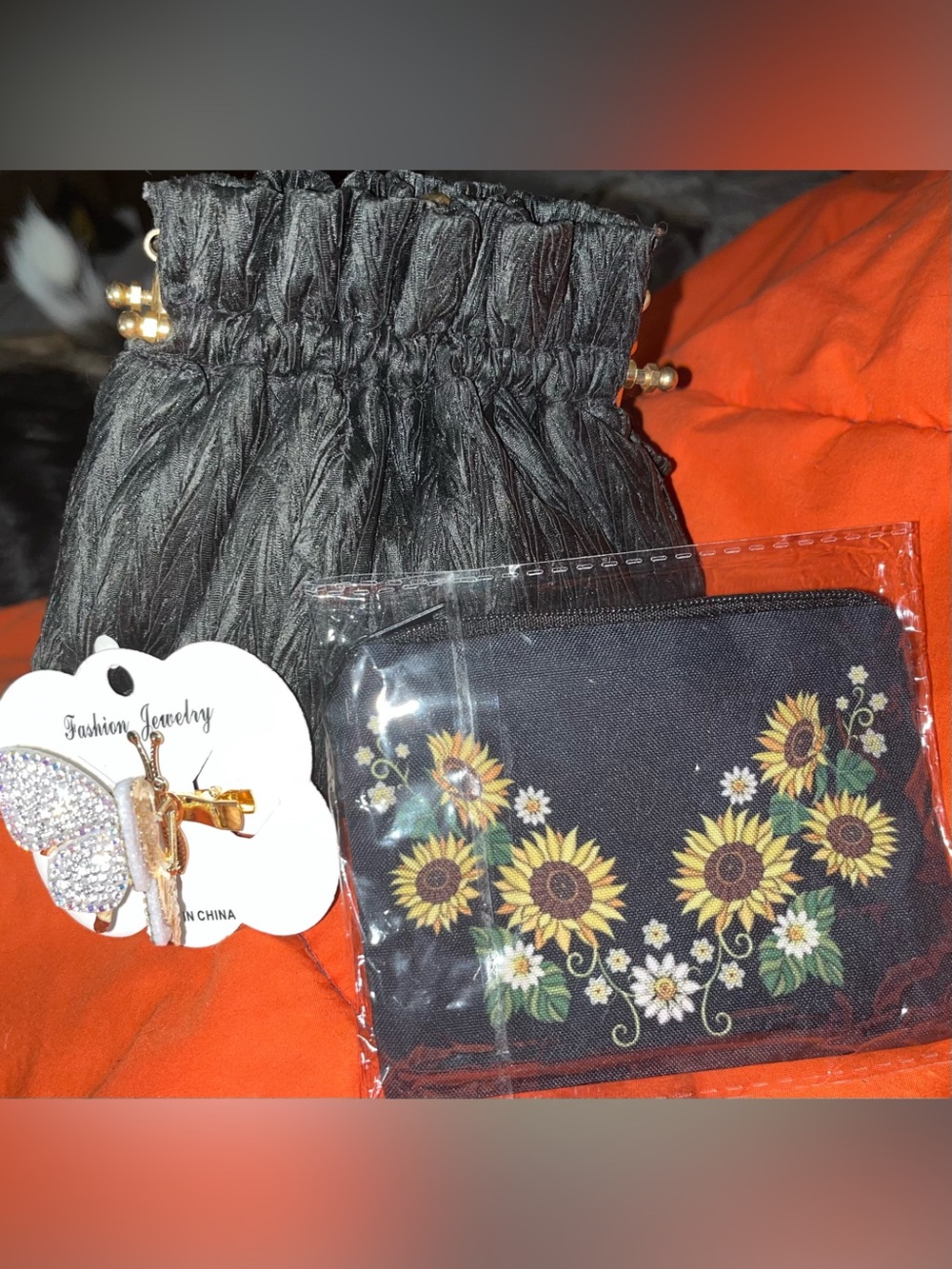 Black Ruched Vintage Kiss Lock Evening Bag W/Coin Purse and Butterfly Hair Clip